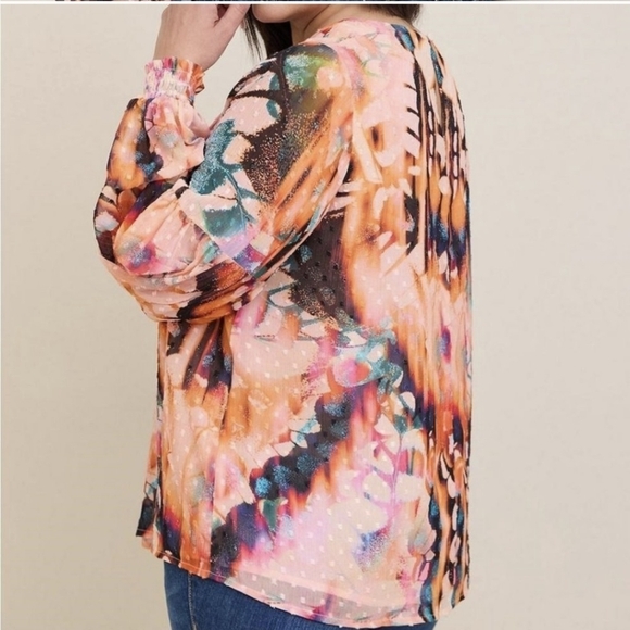 Torrid chiffon Clip Dot Boho Blouse Baloon Sleeves abstract butterfly print 2x - Picture 3 of 12